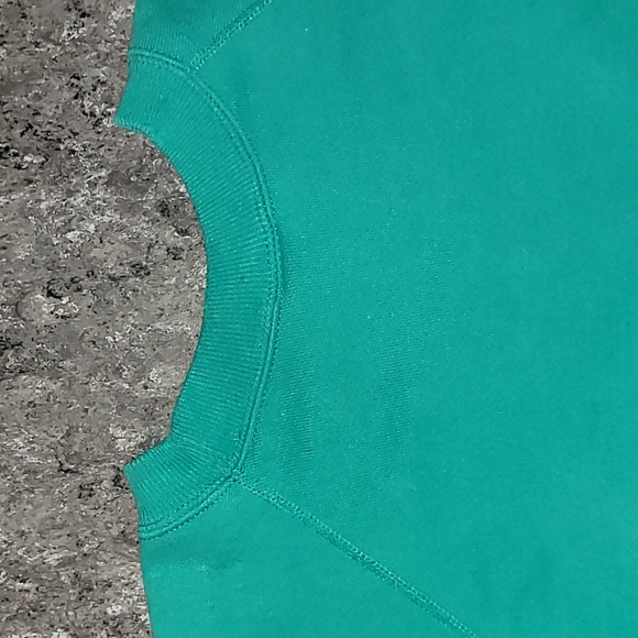 Vintage. Made in USA. Hanes Her Way. Crewneck sweatshirt. Women's 2X - Picture 15 of 15